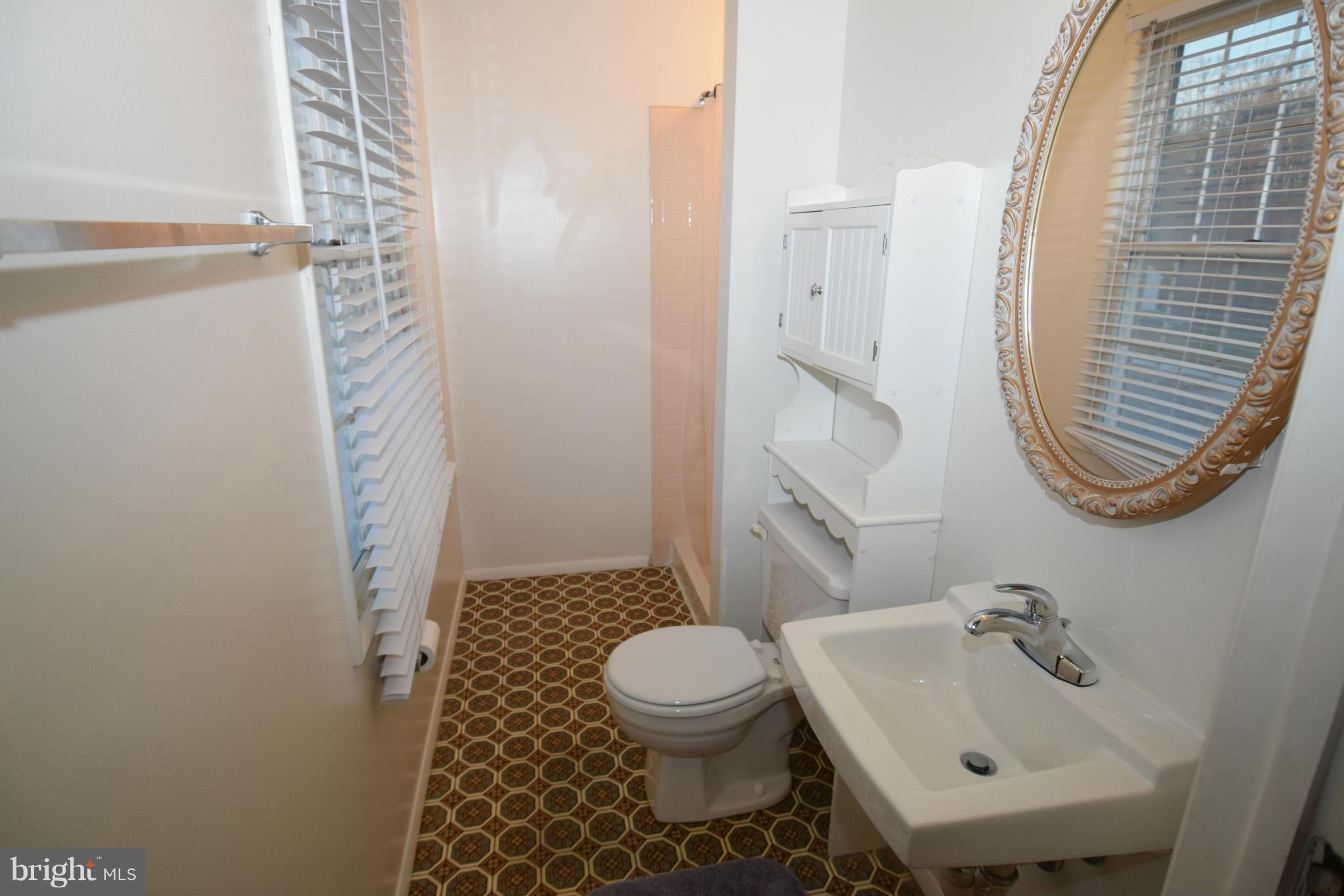 9115 Briarchip Street Laurel, MD 20708 - Photo 18 of 30 Bath (Master)