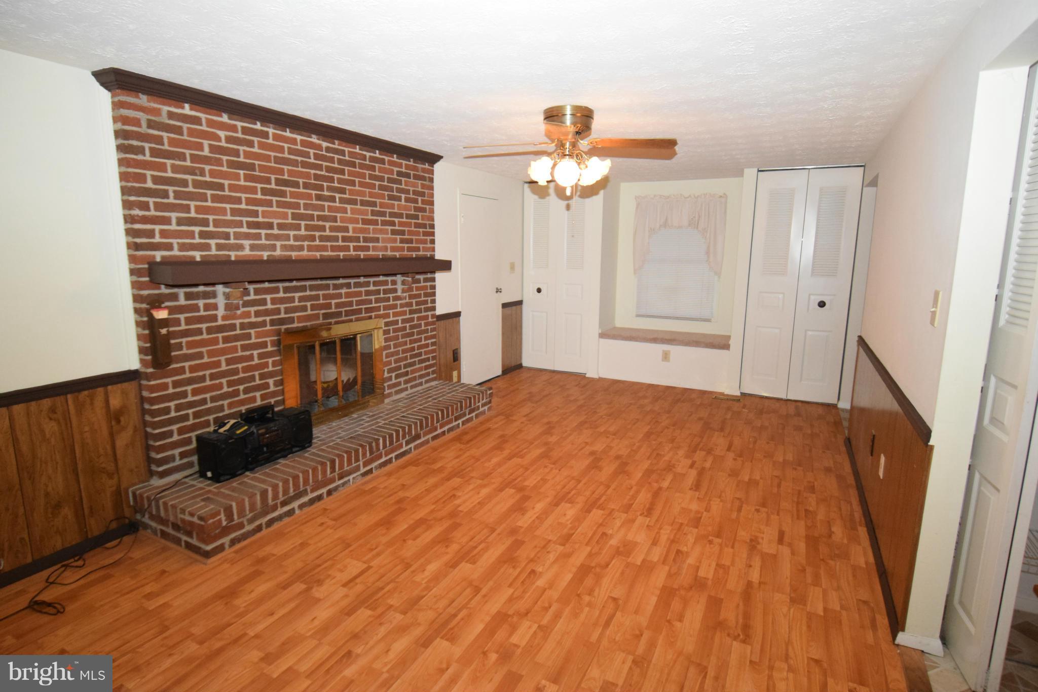 9115 Briarchip Street Laurel, MD 20708 - Photo 7 of 30 Family Room Reverse