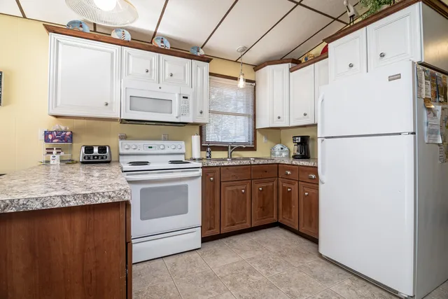 $469,500 | 1913 White Birch Court, Mears, MI 49436