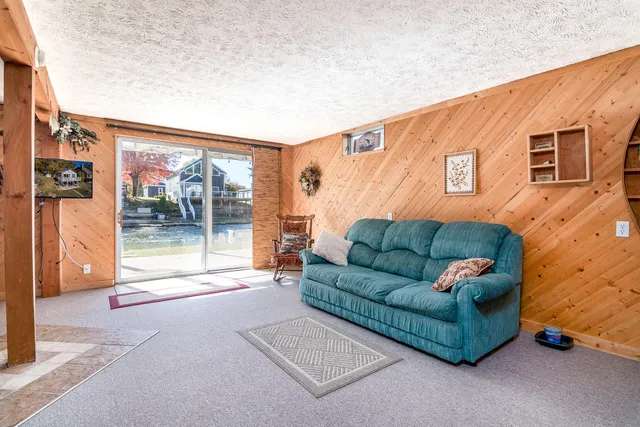 $469,500 | 1913 White Birch Court, Mears, MI 49436