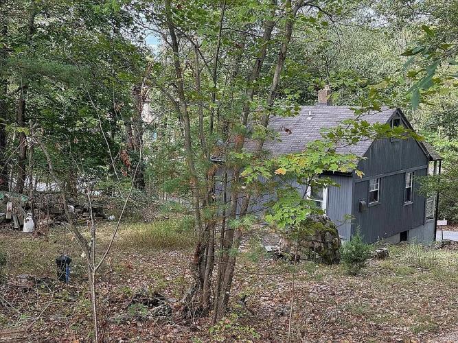 3 Elm Street Haskell, NJ 07420 - Photo 3 of 11