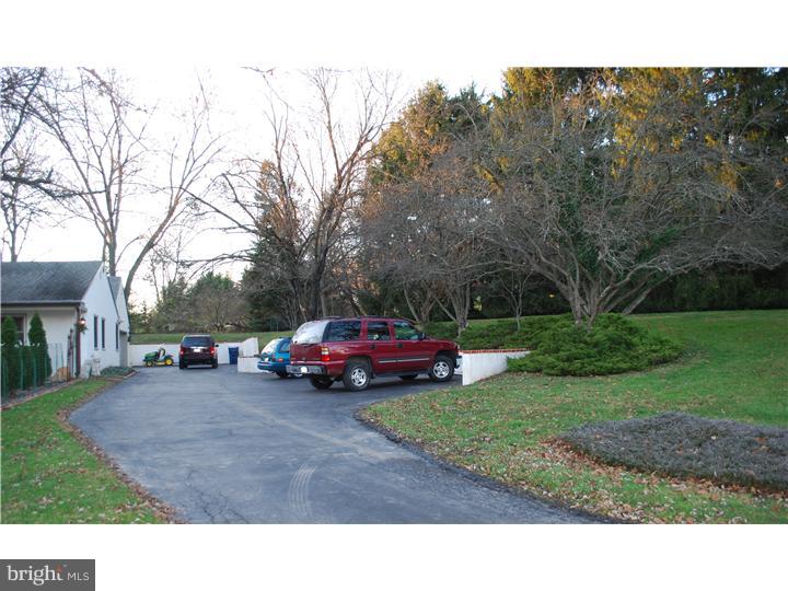 2256 Yellow Springs Road Malvern, PA 19355 - Photo 25 of 25 Driveway