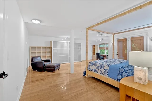 $1,995,000 | 400 Old Ivy Road Northeast, Atlanta, GA 30342