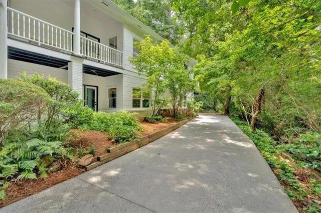 $1,995,000 | 400 Old Ivy Road Northeast, Atlanta, GA 30342