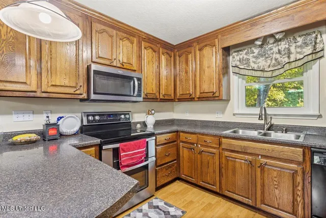 $175,000 | 55 Rayburn Pierce Road, Richton, MS 39476