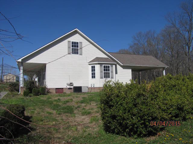 1150 Gallaher Road Philadelphia, TN 37846 - Photo 3 of 16 IMG_9799