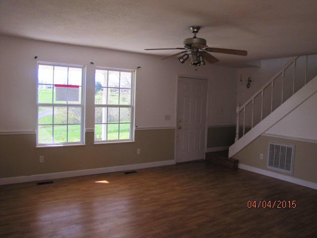 1150 Gallaher Road Philadelphia, TN 37846 - Photo 9 of 16 IMG_9829