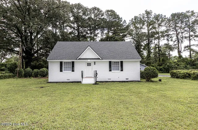 $259,500 | 309 McGwigan Street, Enfield, NC 27823