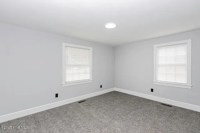 $259,500 | 309 McGwigan Street, Enfield, NC 27823