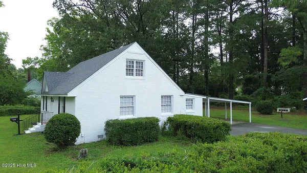 $219,900 | 309 McGwigan Street, Enfield, NC 27823