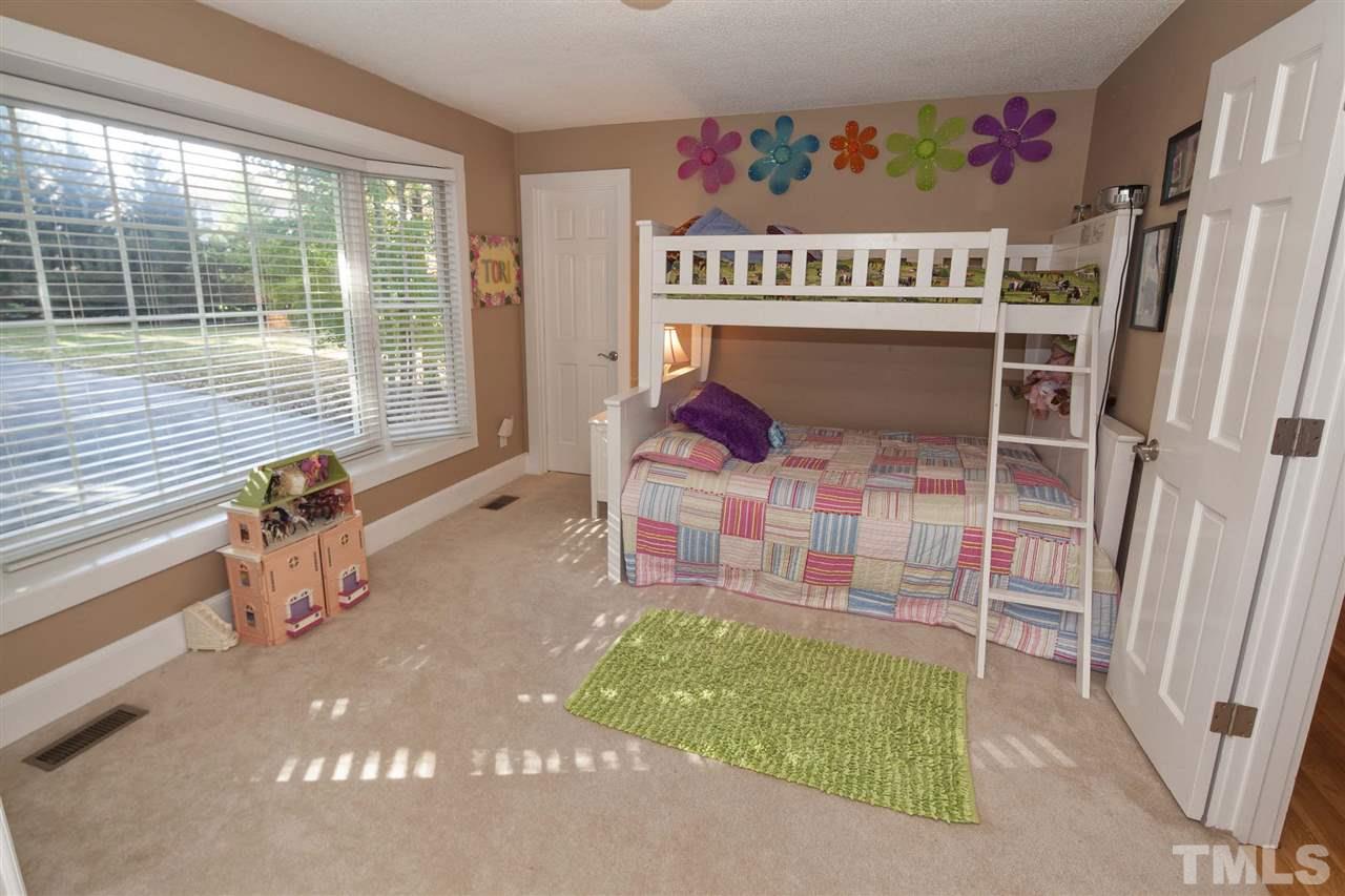 620 Winter Breeze Court Raleigh, NC 27607 - Photo 11 of 25
