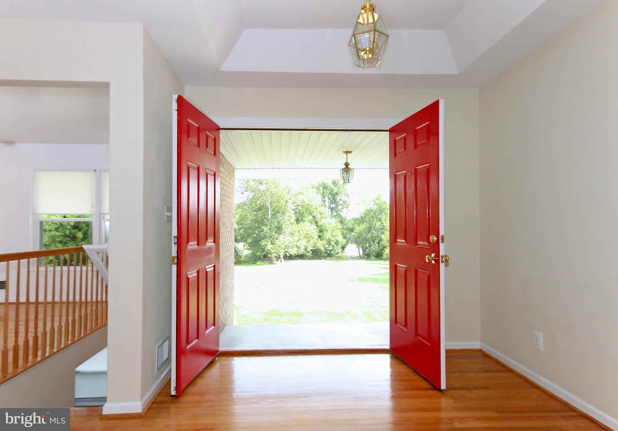 15000 Layhill Road Silver Spring, MD 20906 - Photo 2 of 23 Foyer