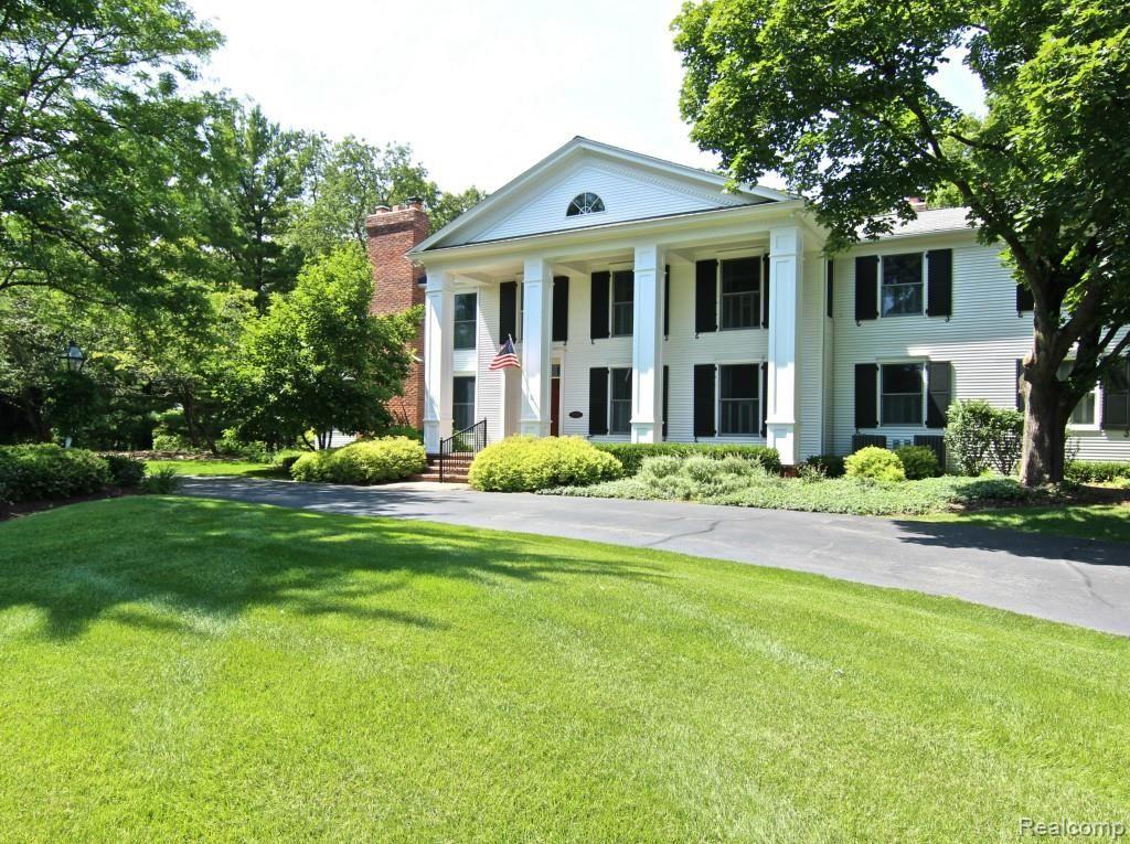 5905 Southgate Road Rochester, MI 48306 - Photo 3 of 83 IMG_2203.jpg