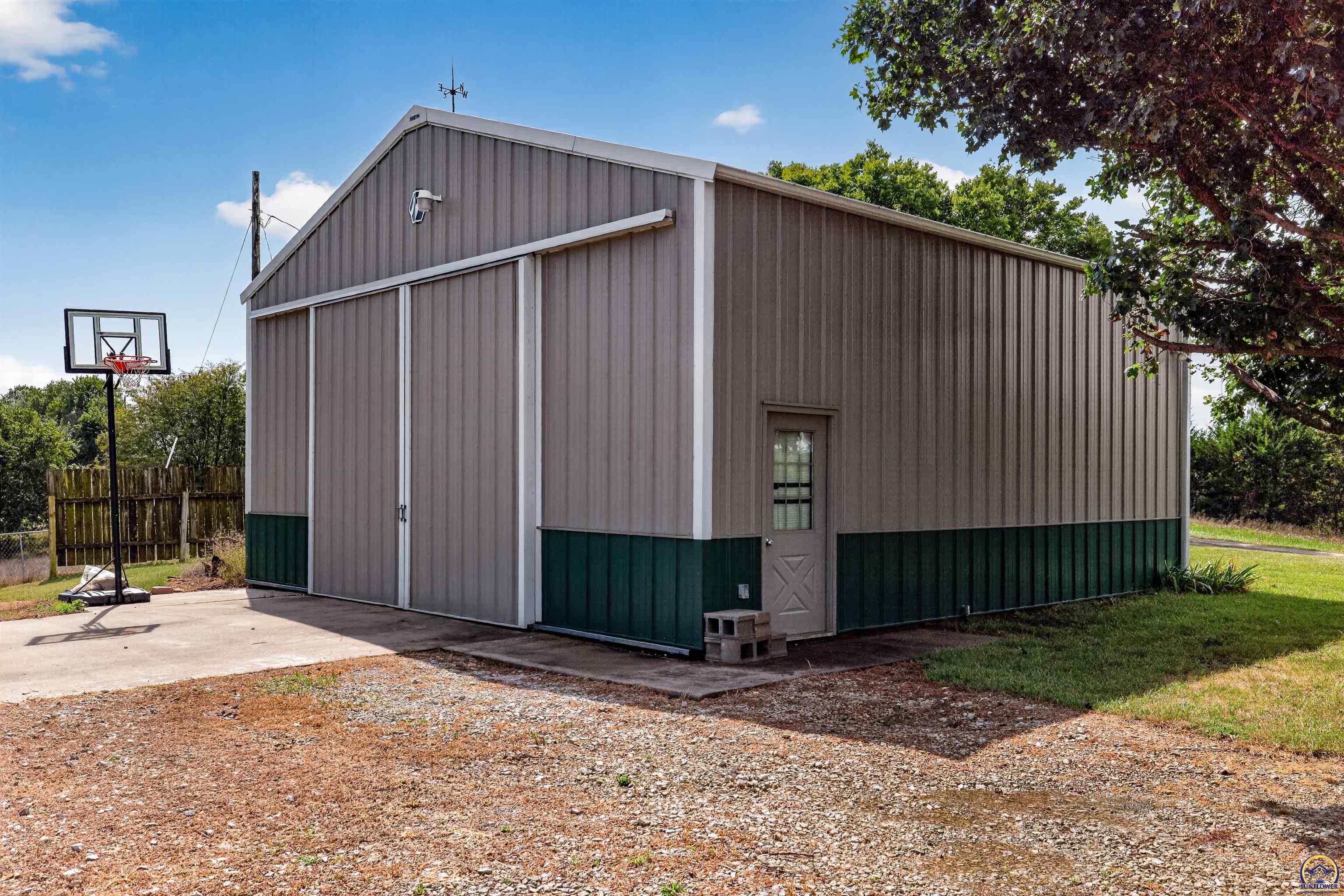 23150 N Road Holton, KS 66436 - Photo 25 of 46 Gallery Image 25