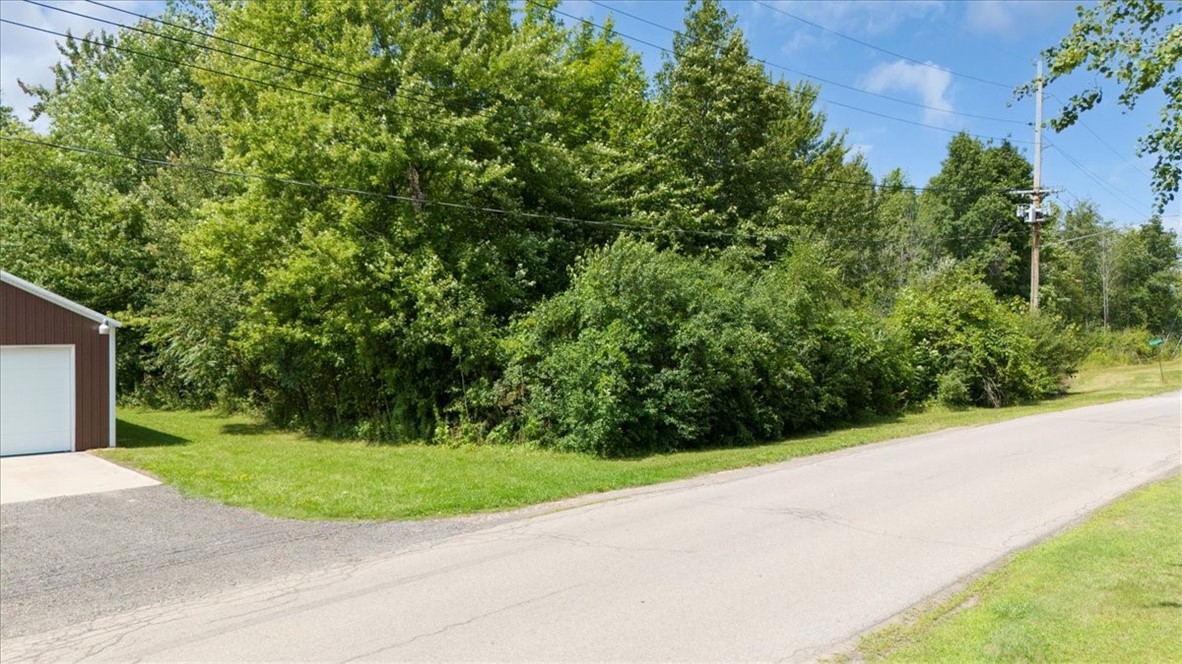 6347 Bennett Street Williamson, NY 14589 - Photo 2 of 7