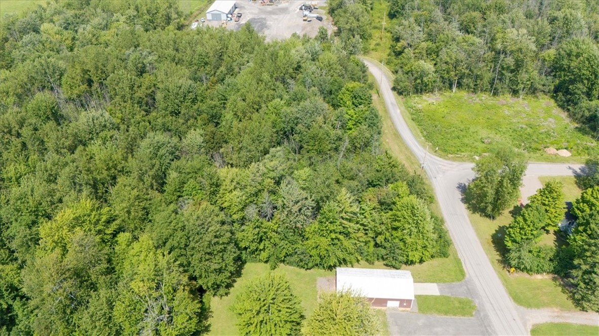 6347 Bennett Street Williamson, NY 14589 - Photo 5 of 7