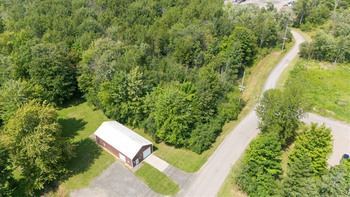 6347 Bennett Street Williamson, NY 14589 - Photo 6 of 7