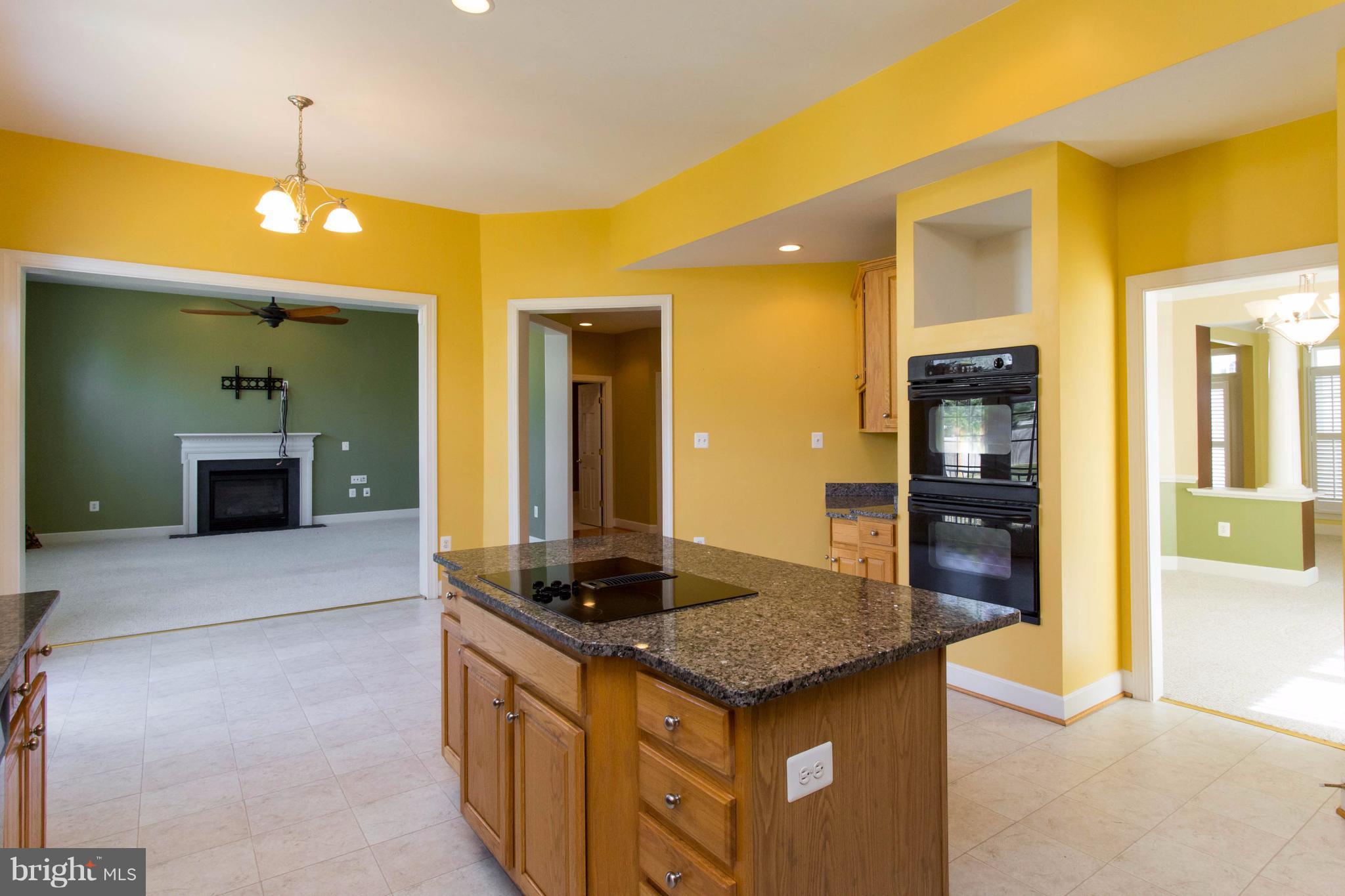 4028 Sapling Way Triangle, VA 22172 - Photo 13 of 30 Kitchen