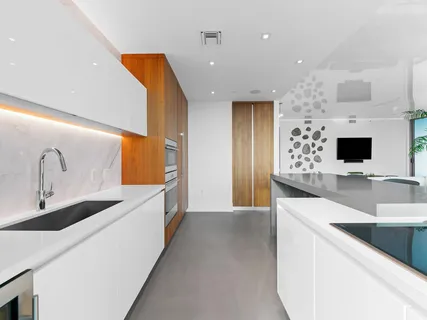 $2,695,000 | 701 North Fort Lauderdale Beach Boulevard, Unit 605, Fort Lauderdale, FL 33304