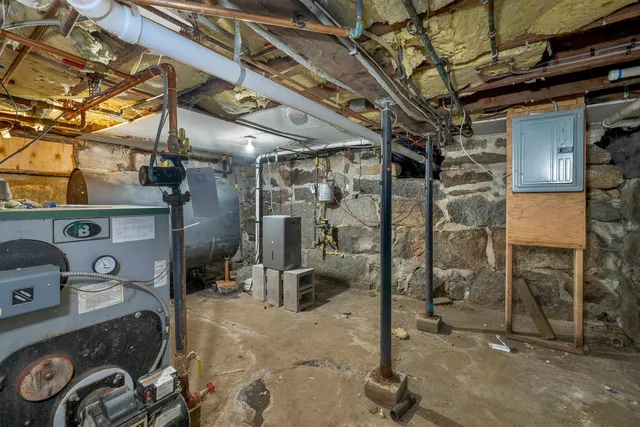 $515,000 | 25 West Street, Lebanon, NH 03766