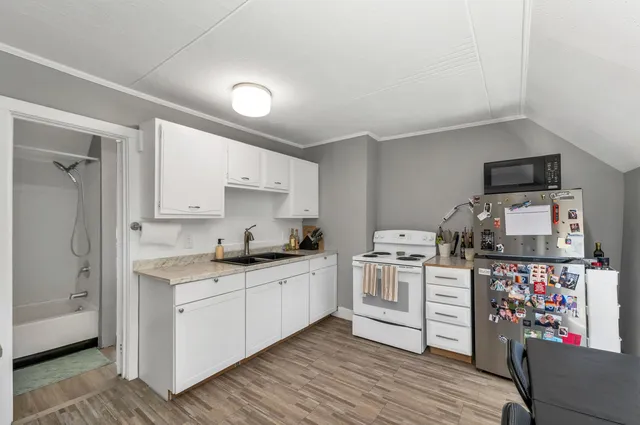 $515,000 | 25 West Street, Lebanon, NH 03766