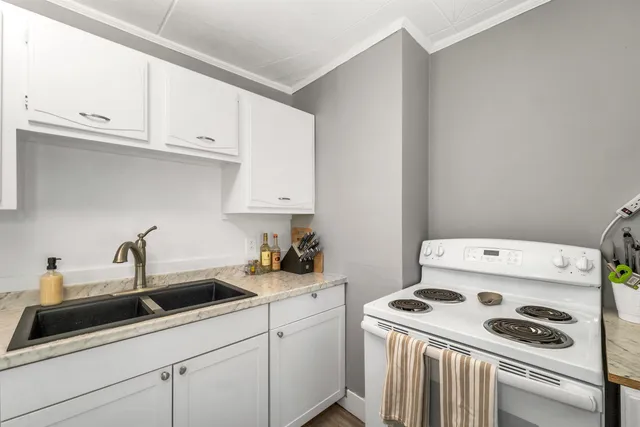 $515,000 | 25 West Street, Lebanon, NH 03766