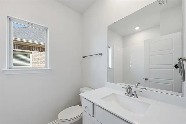 $1,975 | 1126 Redcoat Drive, Forney, TX 75126