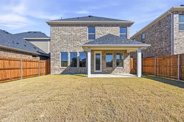 $1,975 | 1126 Redcoat Drive, Forney, TX 75126
