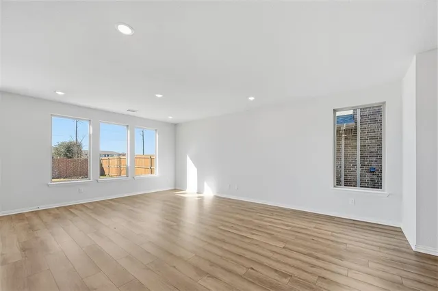 $1,975 | 1126 Redcoat Drive, Forney, TX 75126