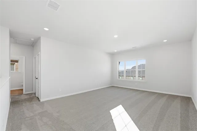 $1,975 | 1126 Redcoat Drive, Forney, TX 75126