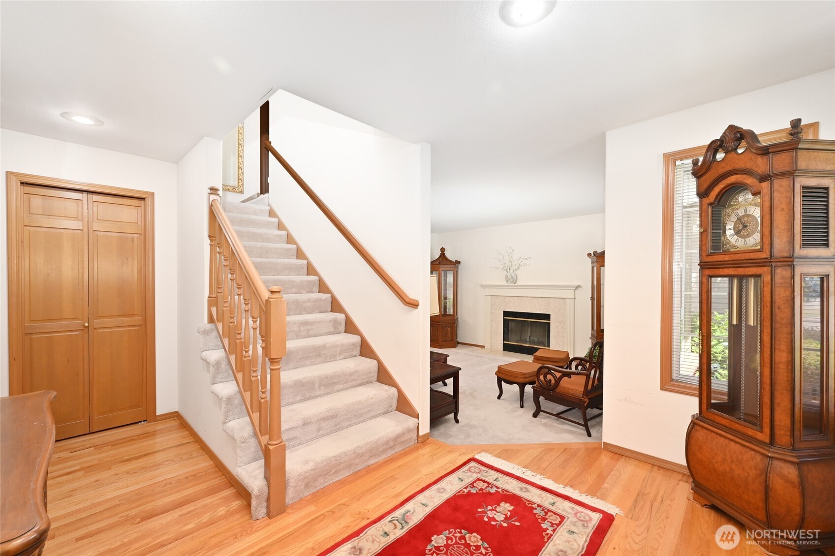 1529 Ilwaco Avenue Northeast Renton, WA 98059 - Photo 5 of 40