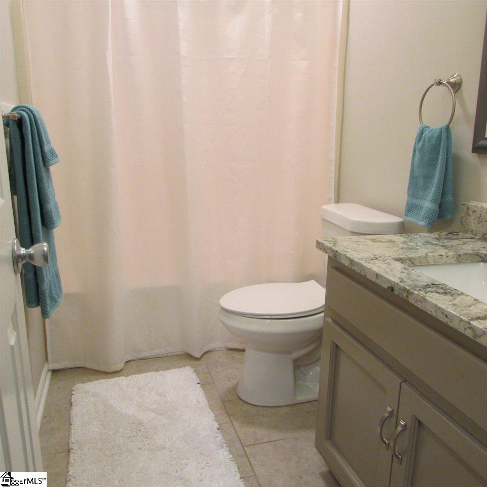 210 Spring View Lane Taylors, SC 29687 - Photo 33 of 36 Gallery Image 33