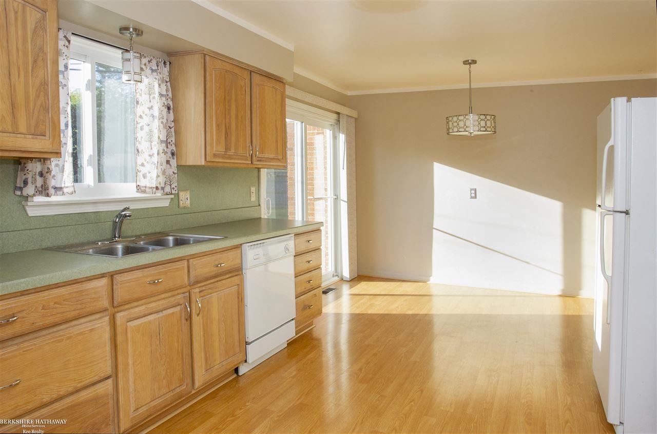 11947 Frazho Road Warren, MI 48089 - Photo 6 of 35