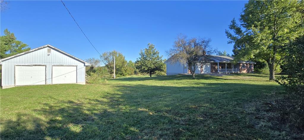 30808 East County Line Road Pleasant Hill, MO 64080 - Photo 9 of 31 Gallery Image 9