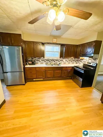 $130,000 | 518 Ridge Street, Freeland, PA 18224