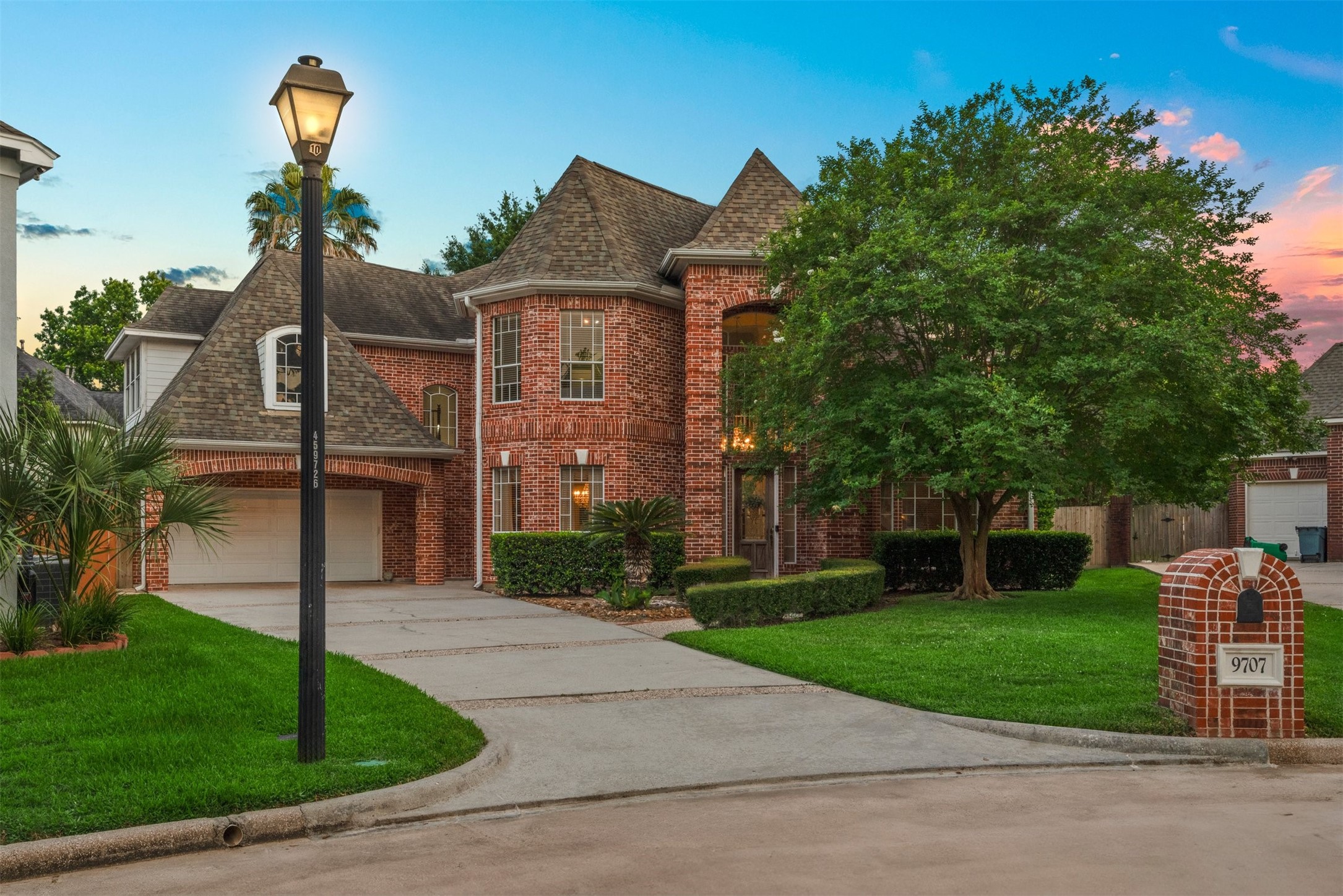 9707 Chipstead Circle Spring, TX 77379 - Photo 1 of 32