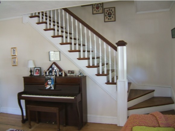 28 Broad Street Rochester, NH 03867 - Photo 9 of 25 Gallery Image 9