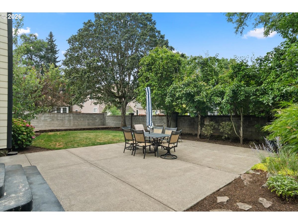 8125 Southwest Pine Street Portland, OR 97223 - Photo 38 of 44