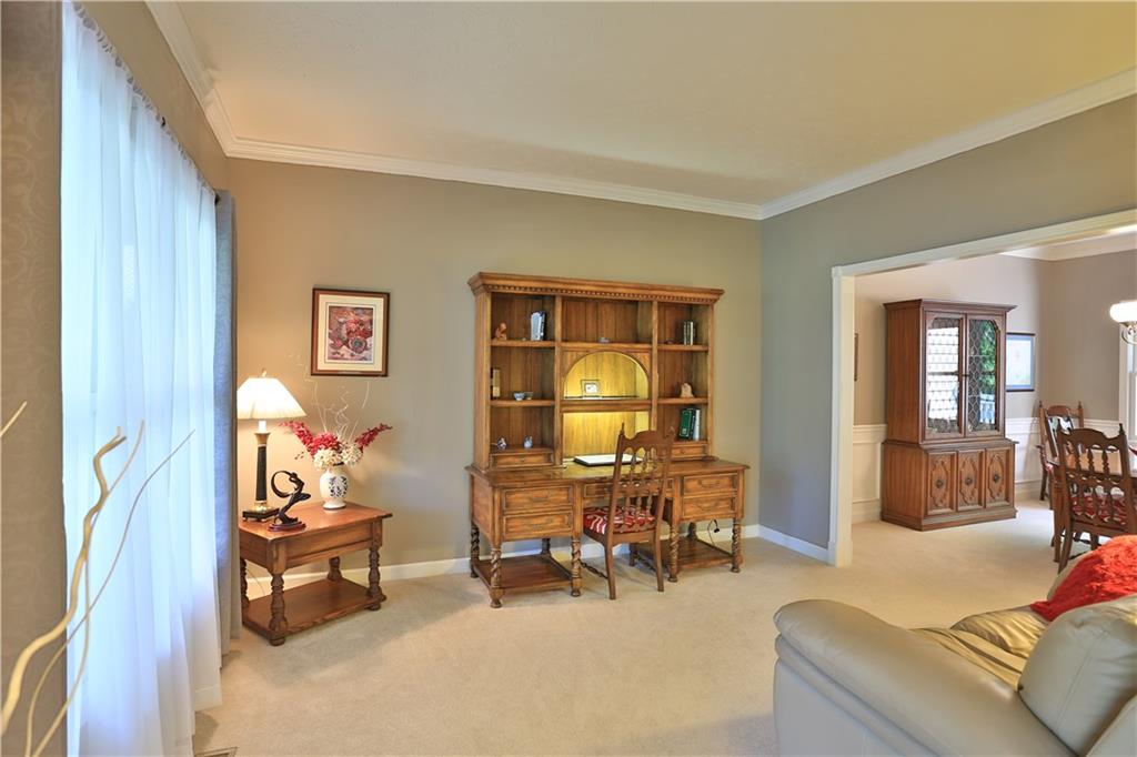 12215 Ridgeside Road Indianapolis, IN 46256 - Photo 3 of 23 Gallery Image 3