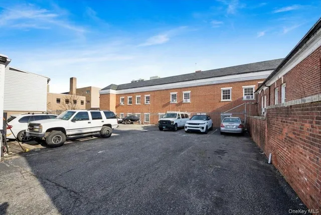 $725,000 | 11 North 6th Avenue, Mount Vernon, NY 10550