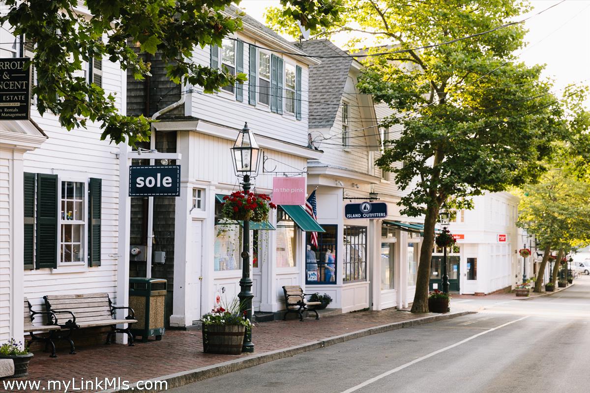 10 Pease Point Road Edgartown, MA 02539 - Photo 11 of 12