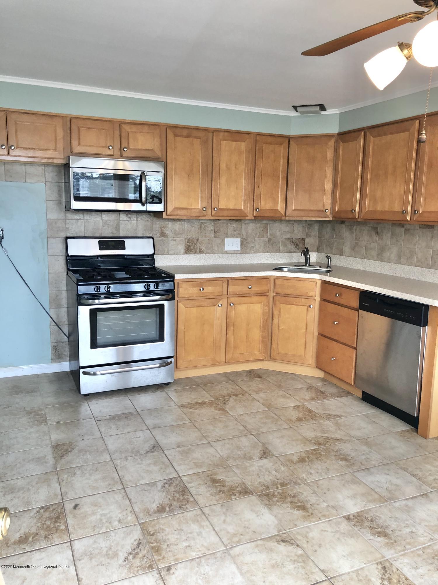 683 Carroll Fox Road Brick, NJ 08724 - Photo 13 of 16 8DF73A11-4C94-4342-BD59-7D8D6F482DE4
