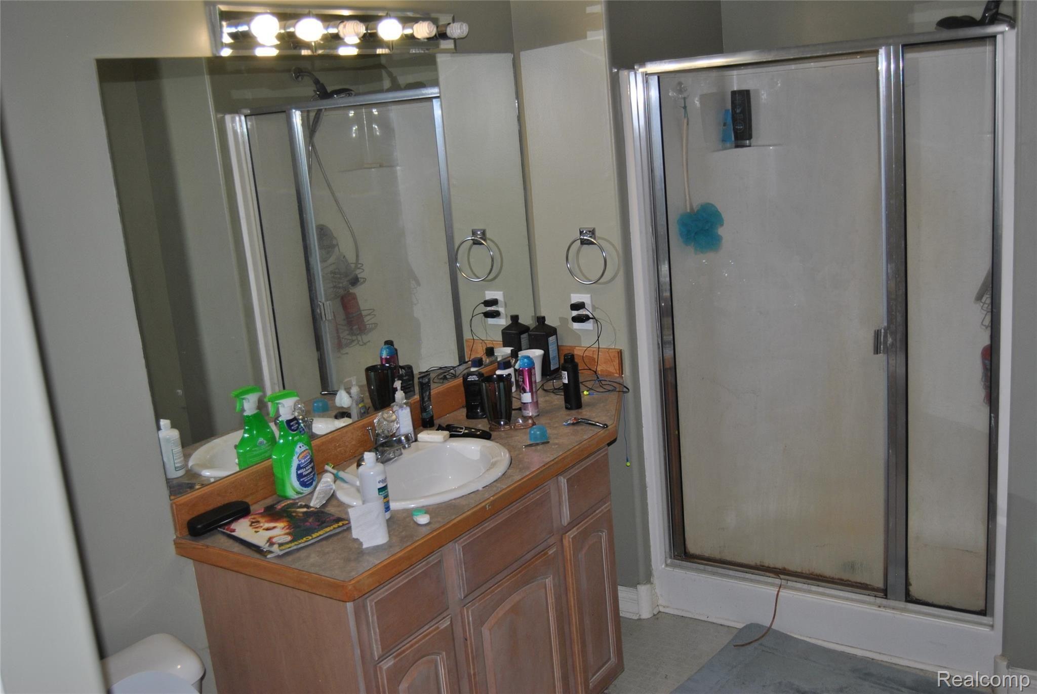 1284 Farnsworth Road Lapeer, MI 48446 - Photo 21 of 24 DSC_0242.JPG