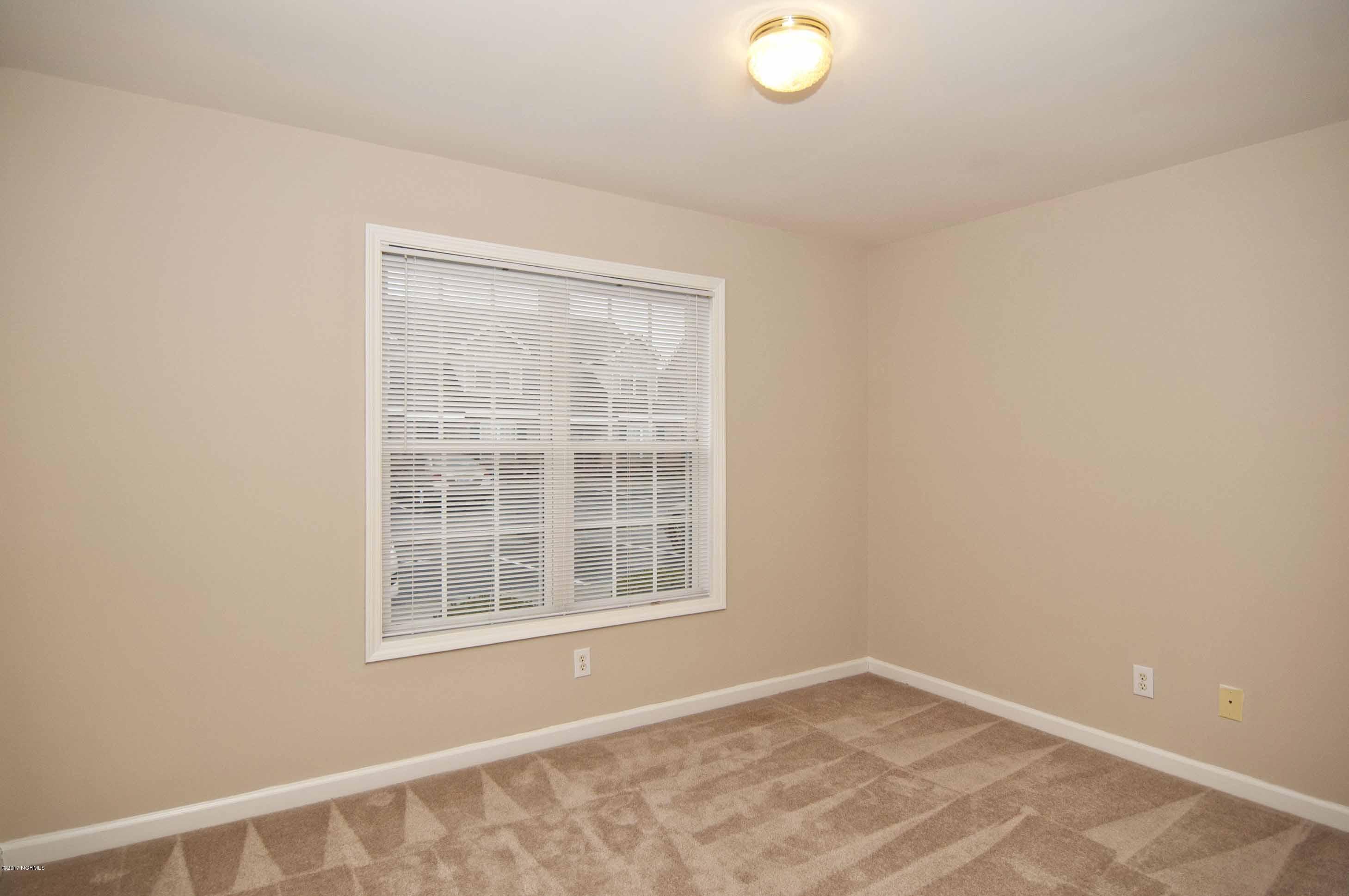 4804 South College Road, Unit 25 Wilmington, NC 28412 - Photo 4 of 12 First Floor Bedroom