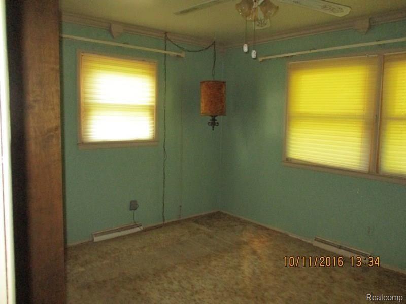 4560 Merritt Road Ypsilanti, MI 48197 - Photo 19 of 24 IMG_9771.JPG