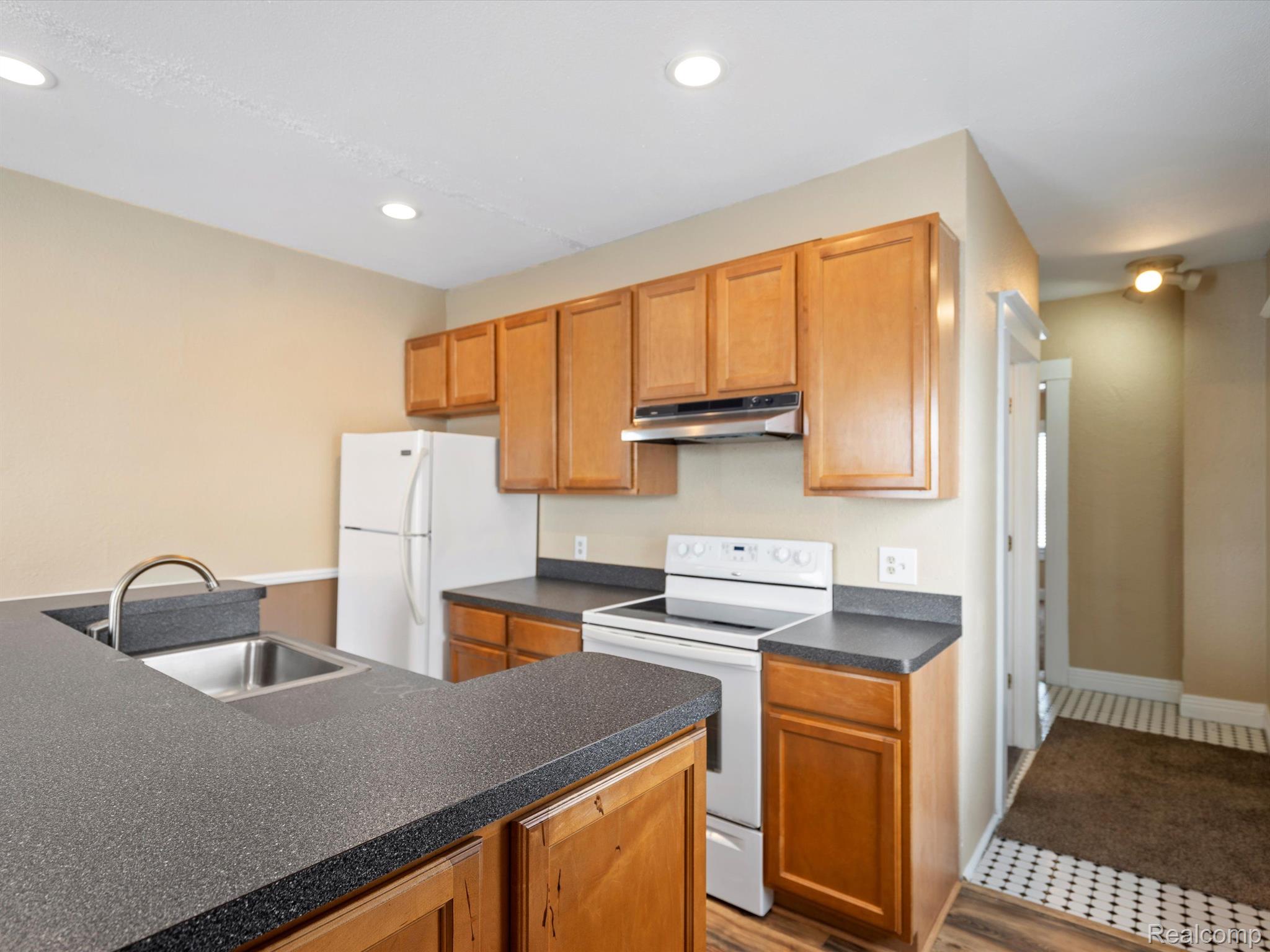 71271 McVicar Road Romeo, MI 48065 - Photo 7 of 31 Gallery Image 7