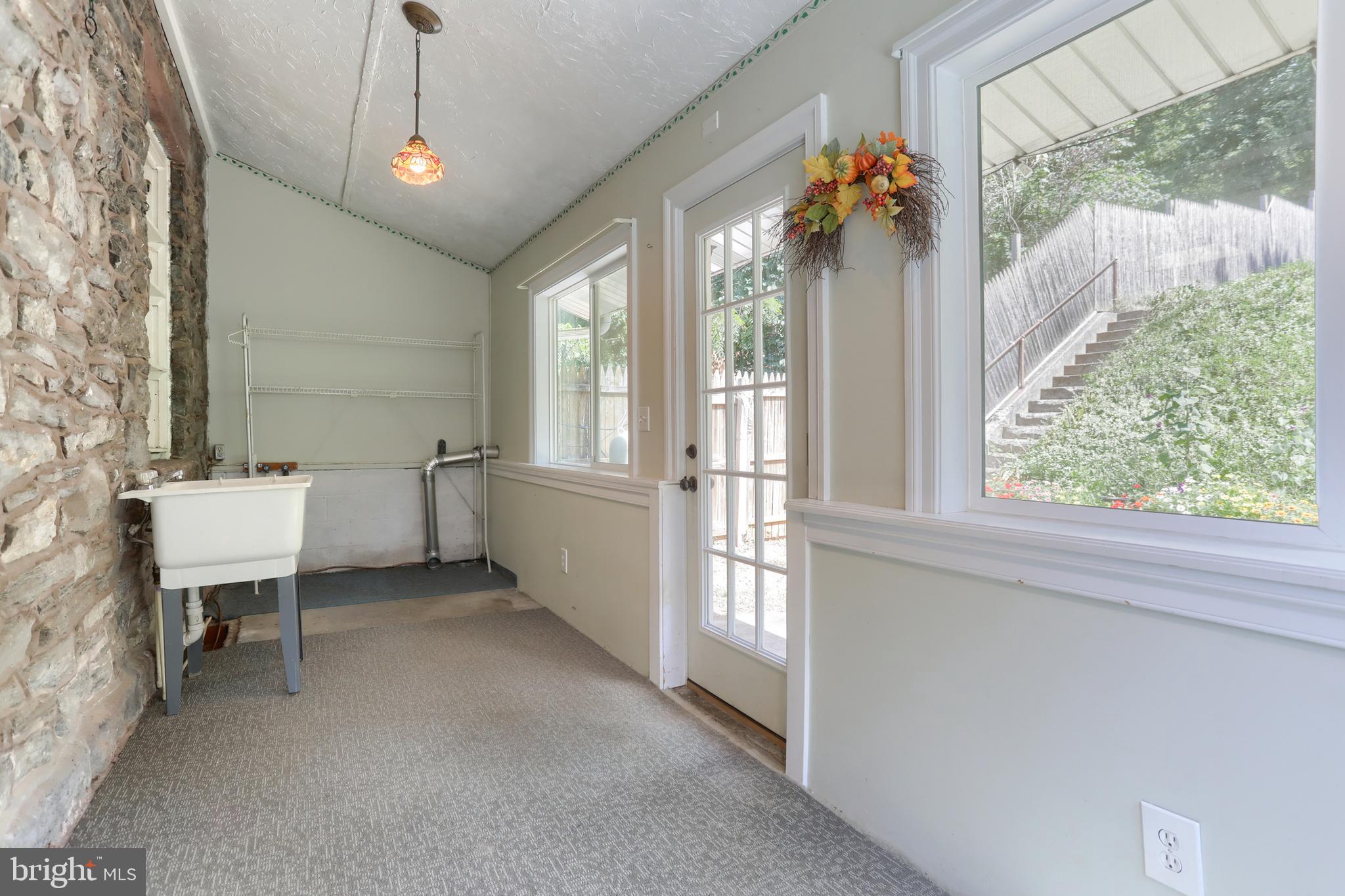 226 Burd Coleman Road Lebanon, PA 17042 - Photo 20 of 41 Washer/dryer hookups - Enclosed porch