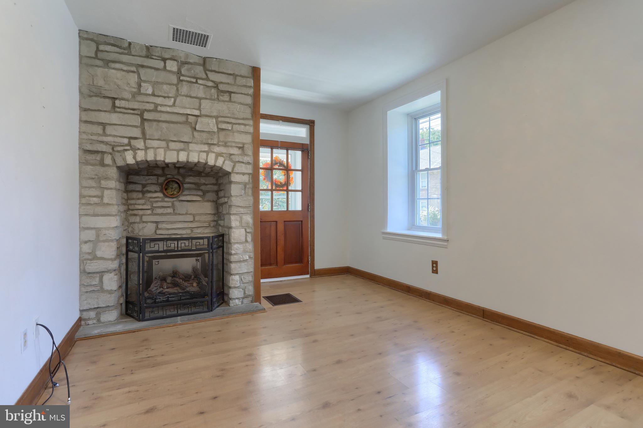 226 Burd Coleman Road Lebanon, PA 17042 - Photo 3 of 41 Living room propane fireplace