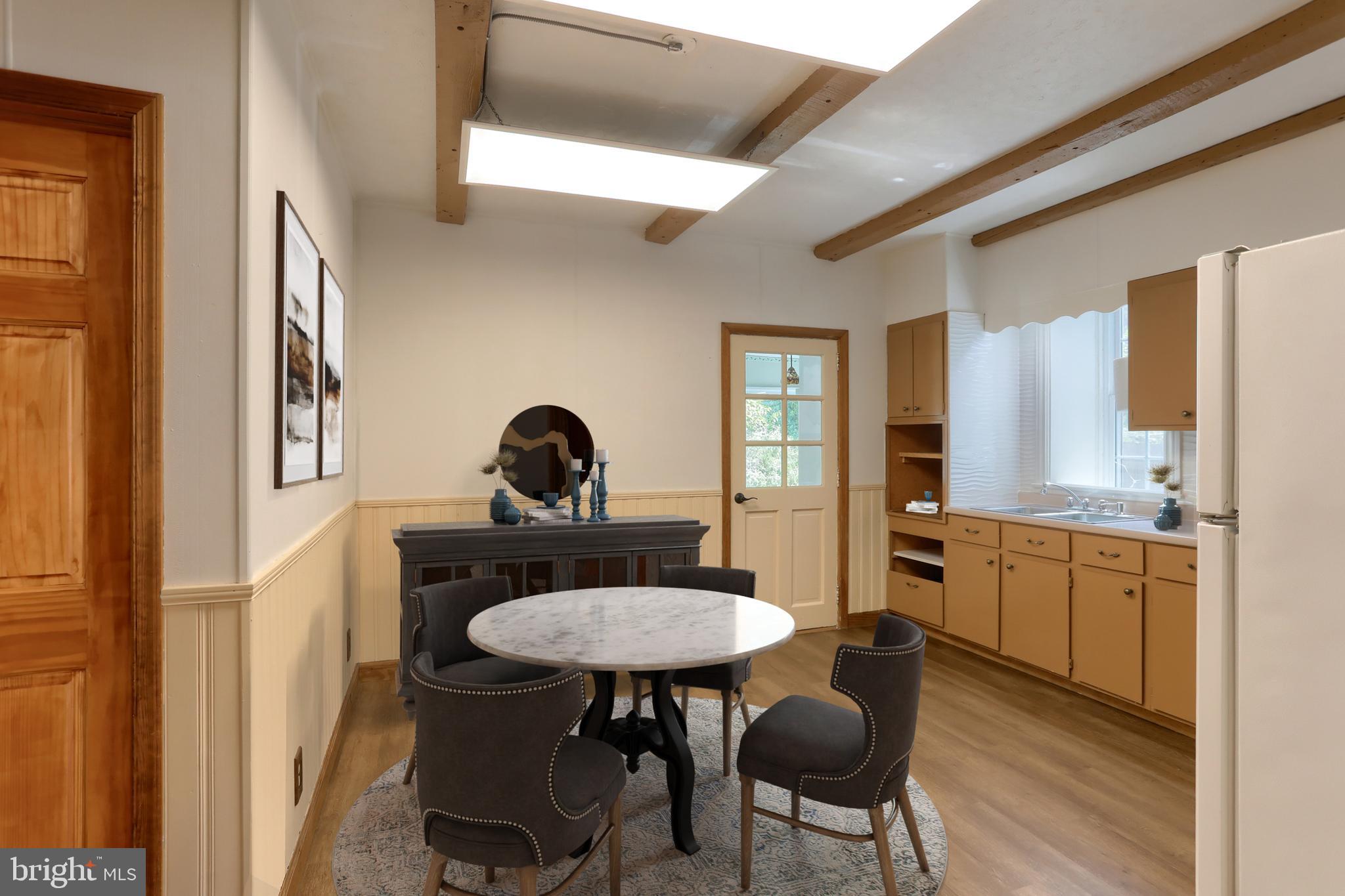 226 Burd Coleman Road Lebanon, PA 17042 - Photo 7 of 41 Virtually staged dining area
