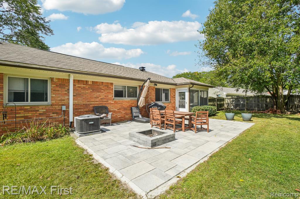 6024 Overlook Road Clarkston, MI 48346 - Photo 33 of 42